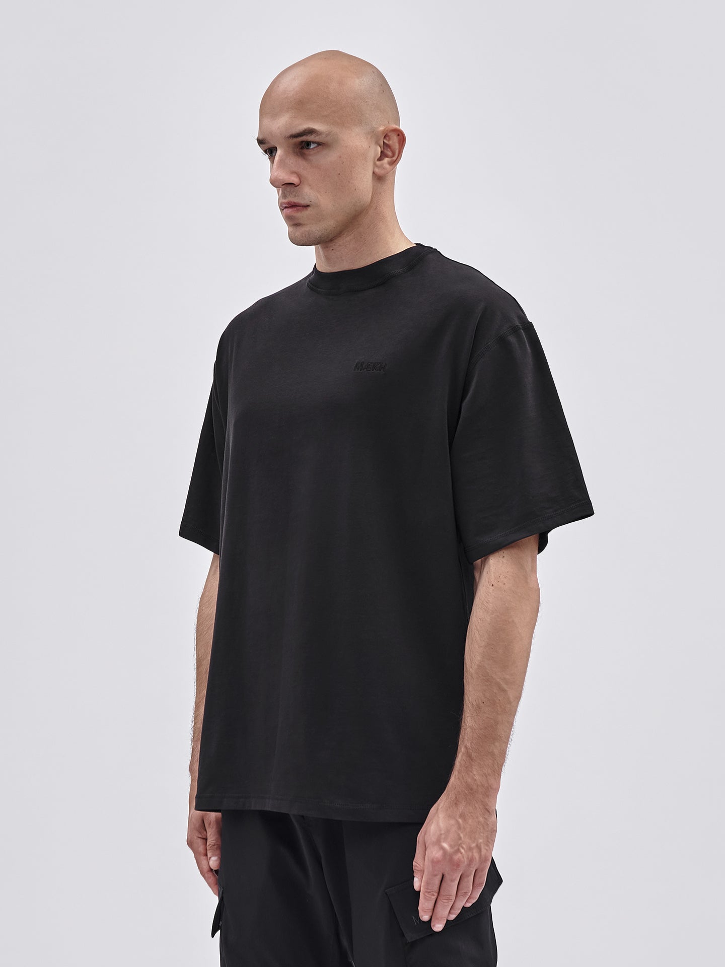 OVERSIZED T-SHIRT