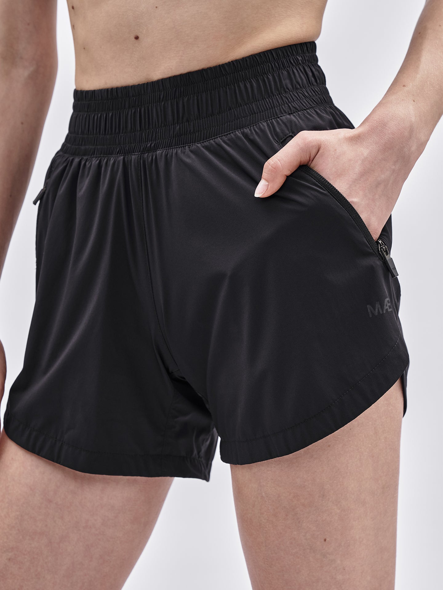 WOMENS SHORTS