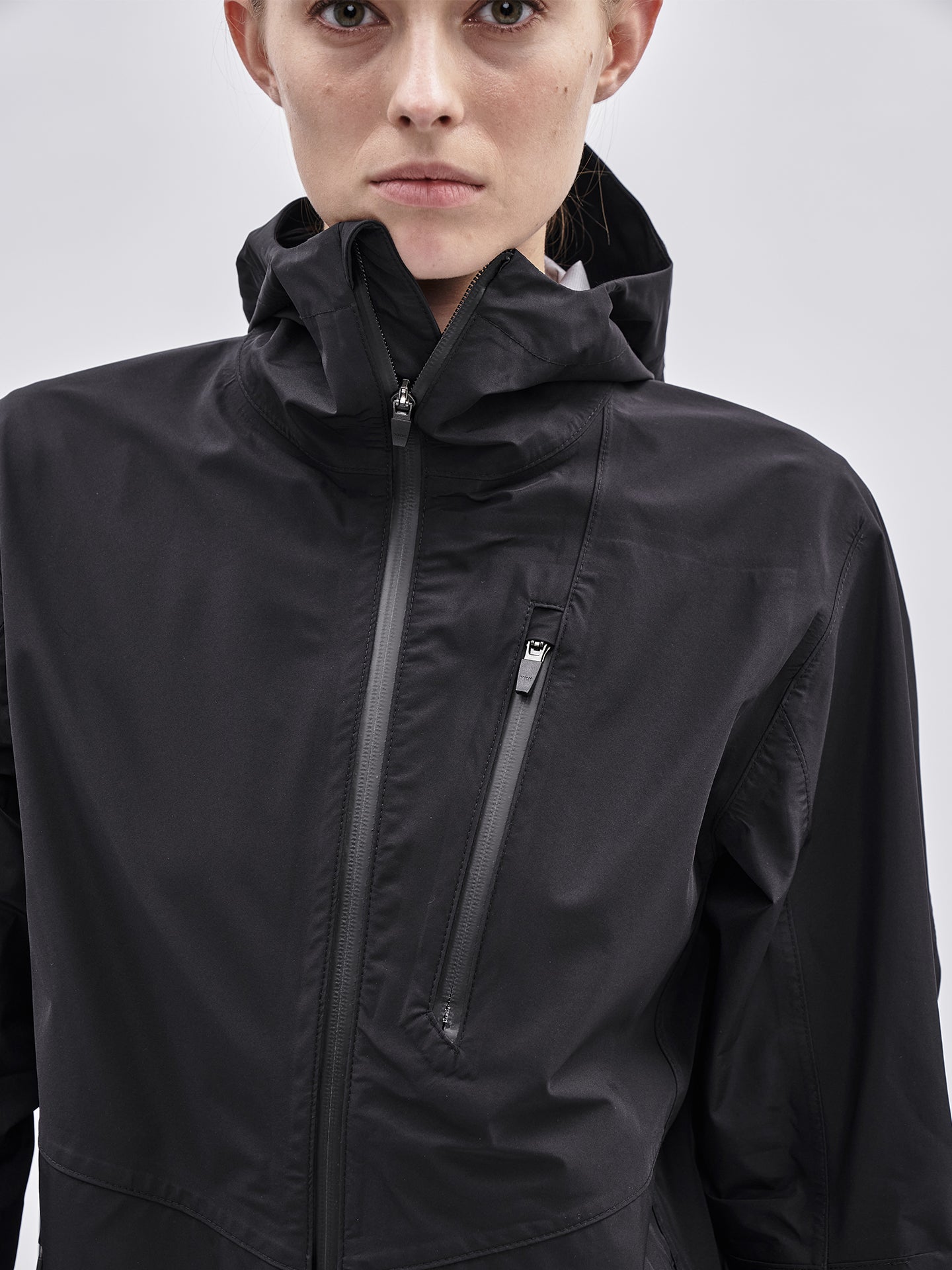 WOMENS SHELL JACKET