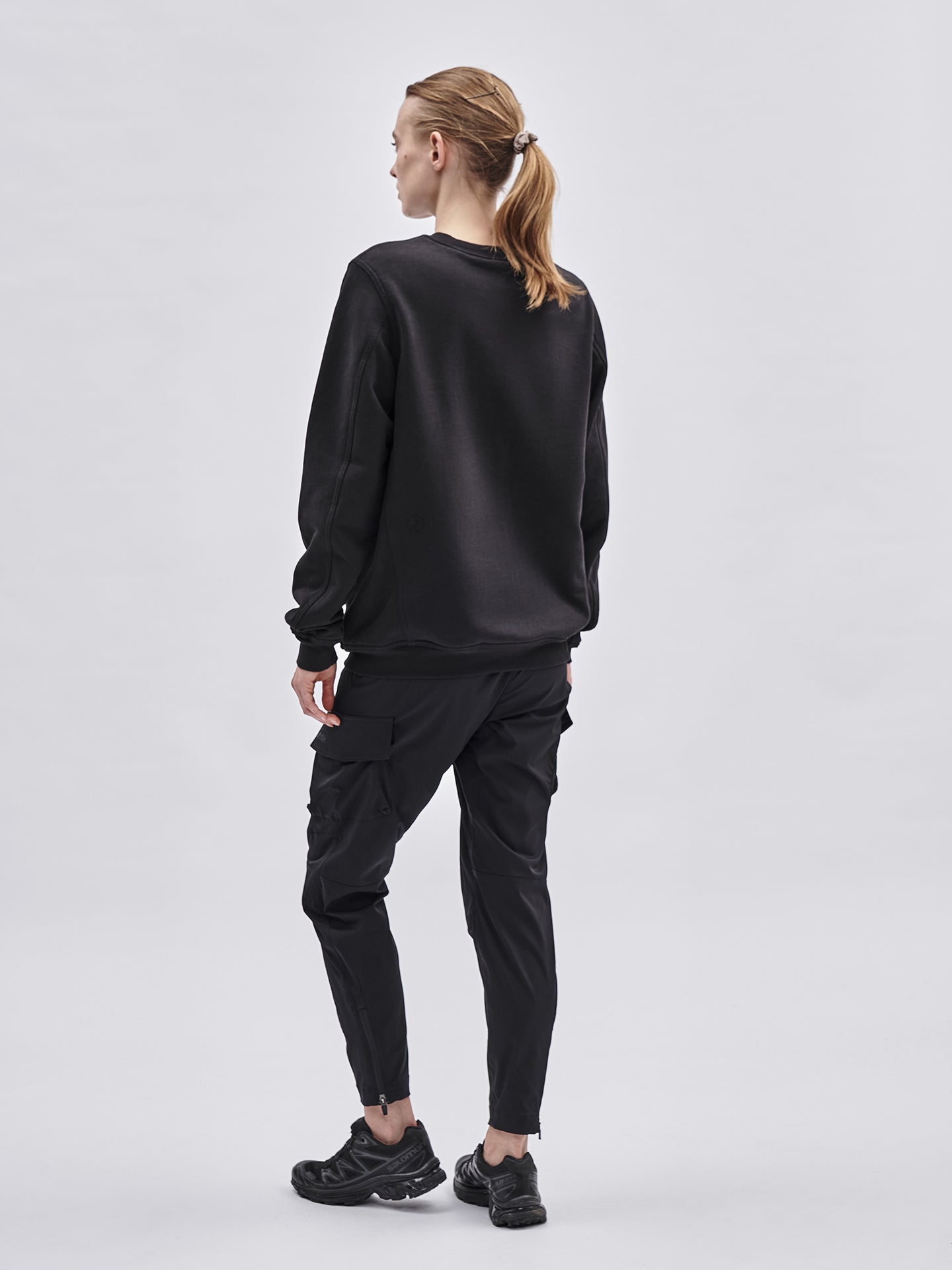 WOMENS CREWNECK