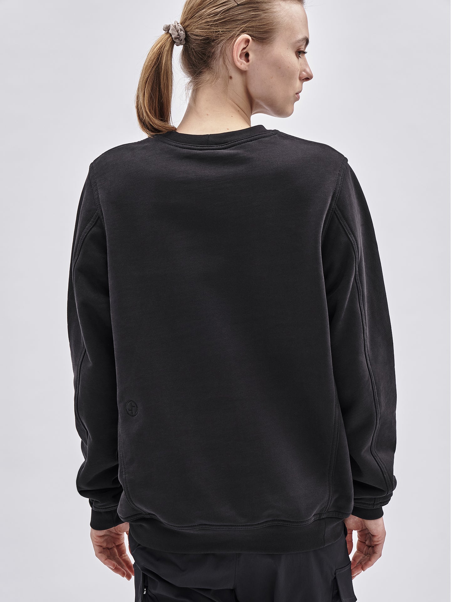 WOMENS CREWNECK
