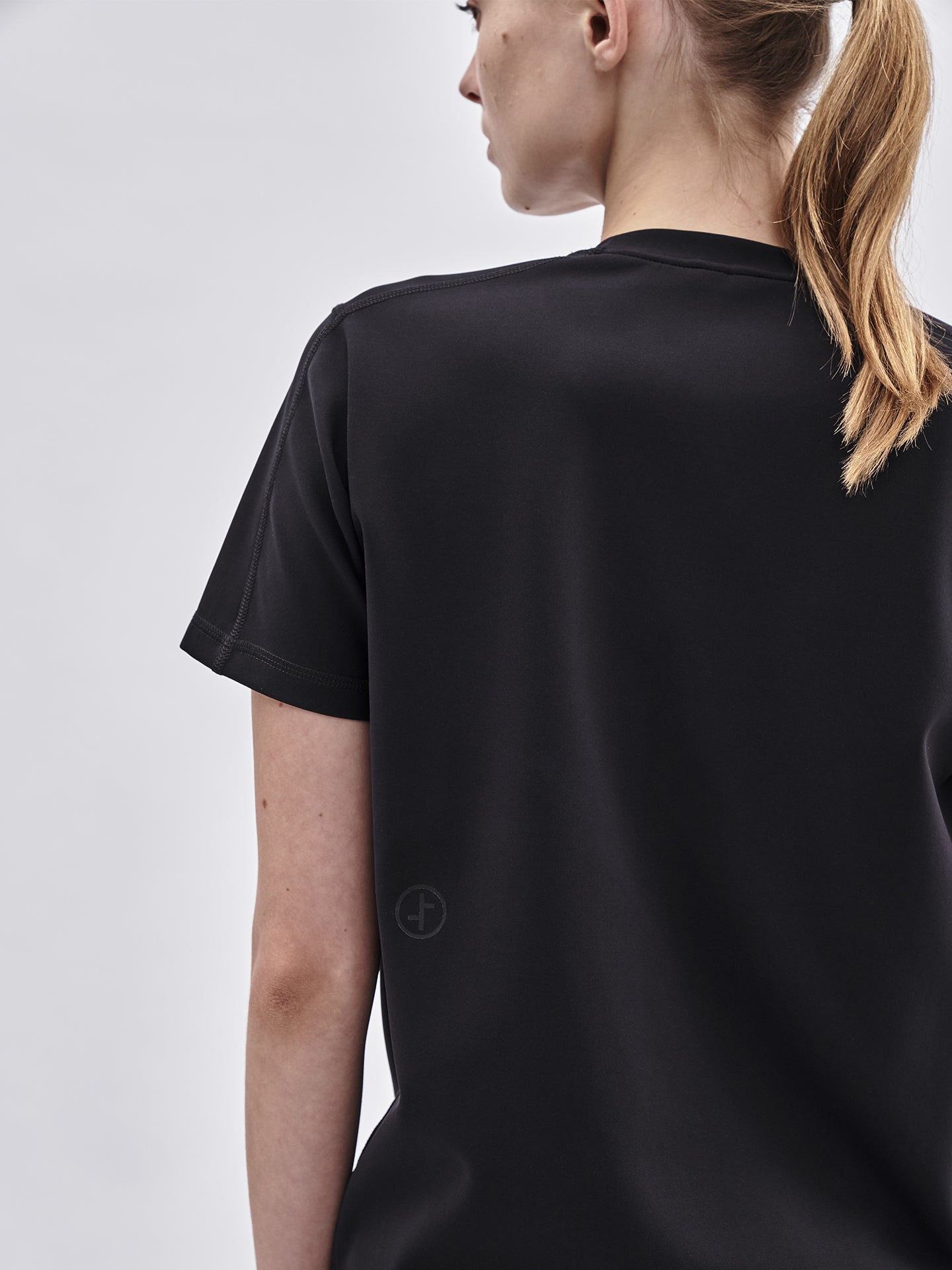 WOMENS TECHNICAL WORKOUT T-SHIRT