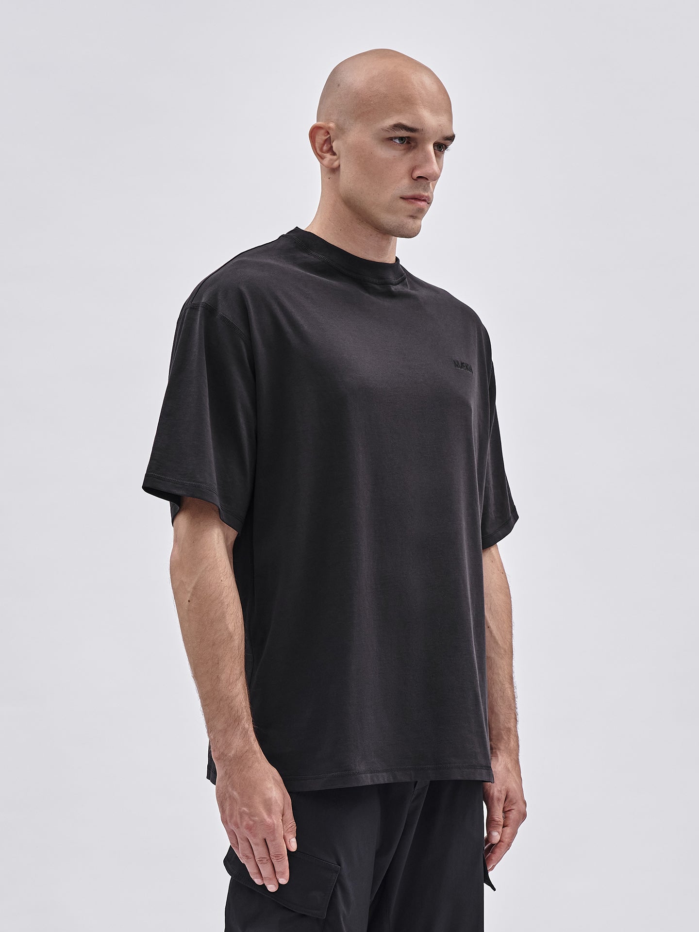 OVERSIZED T-SHIRT