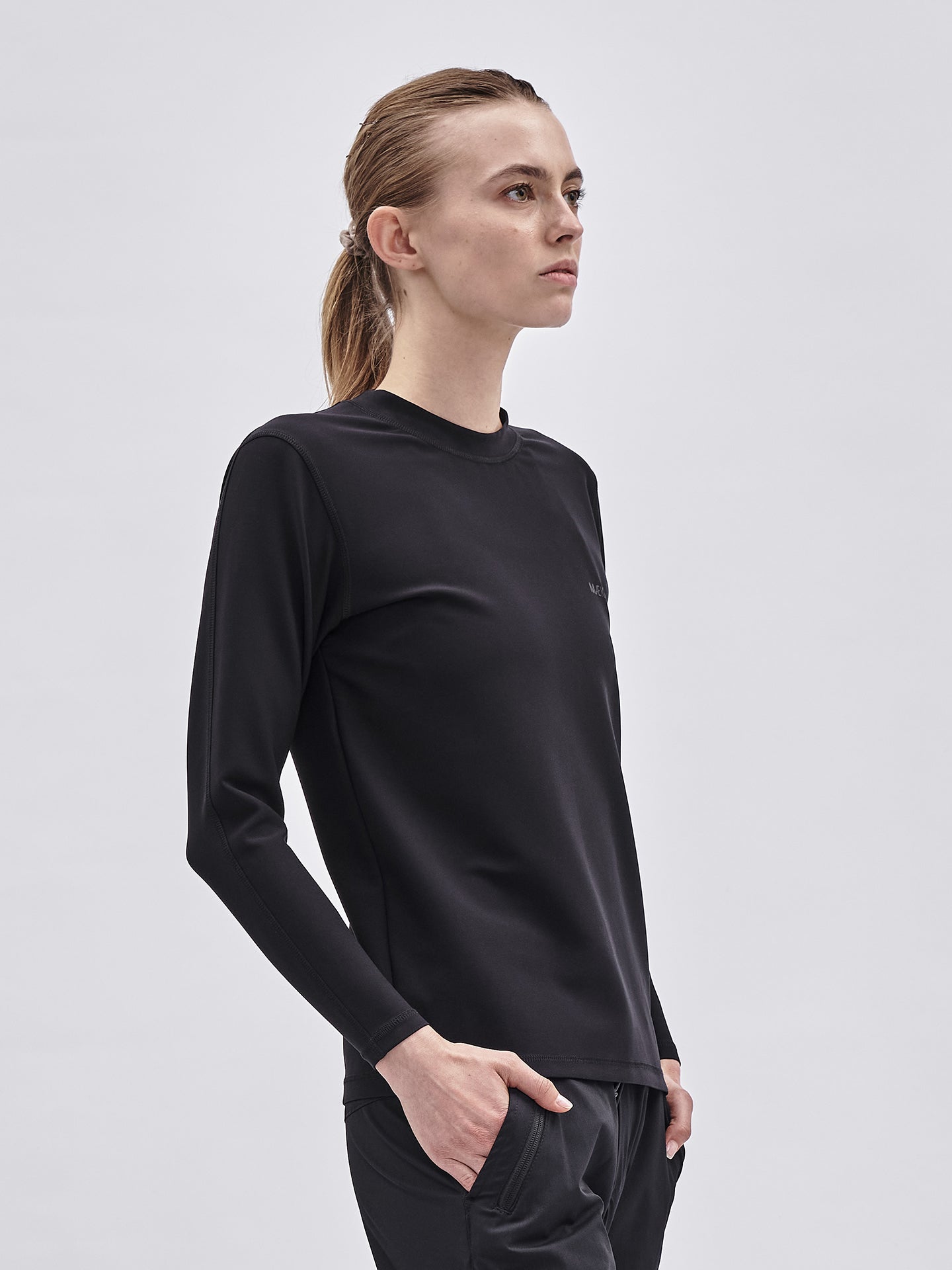 WOMENS TECHNICAL LONGSLEEVE