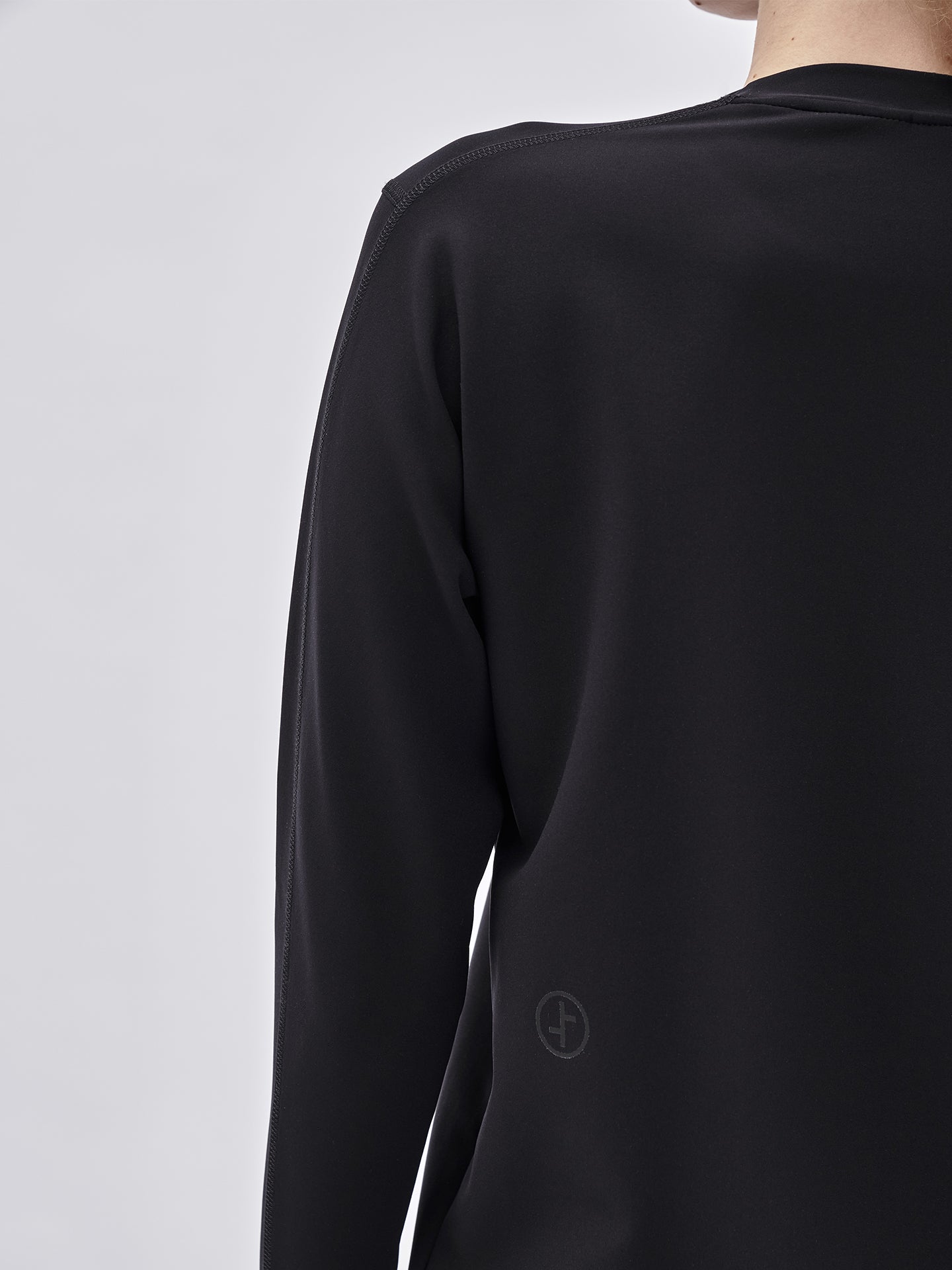 WOMENS TECHNICAL LONGSLEEVE