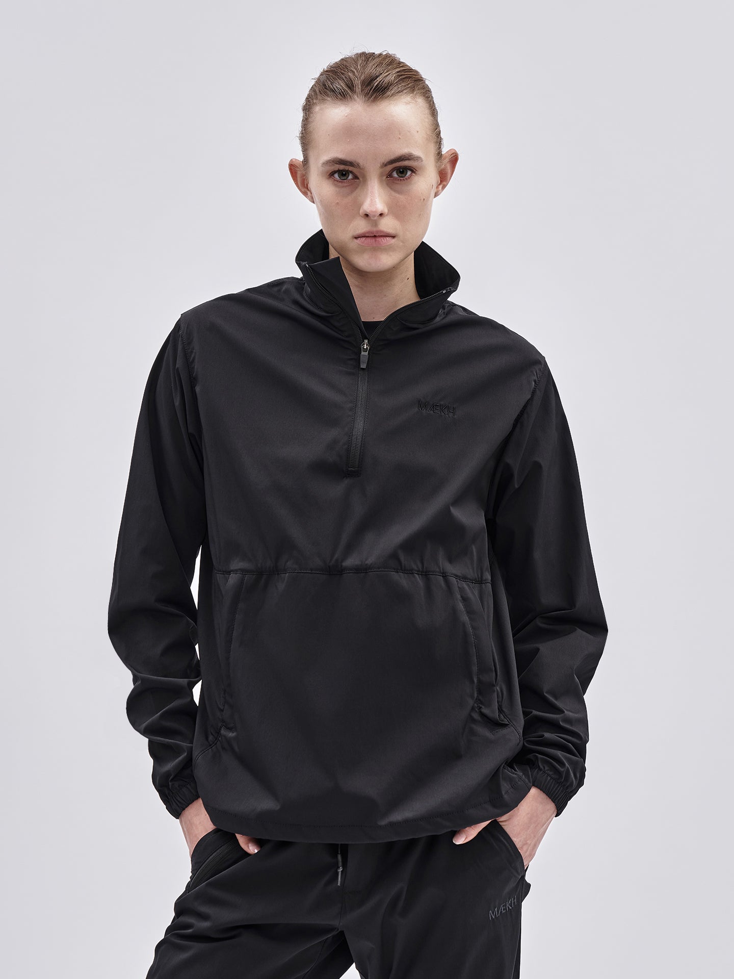 WOMENS ZIPPER SWEATER