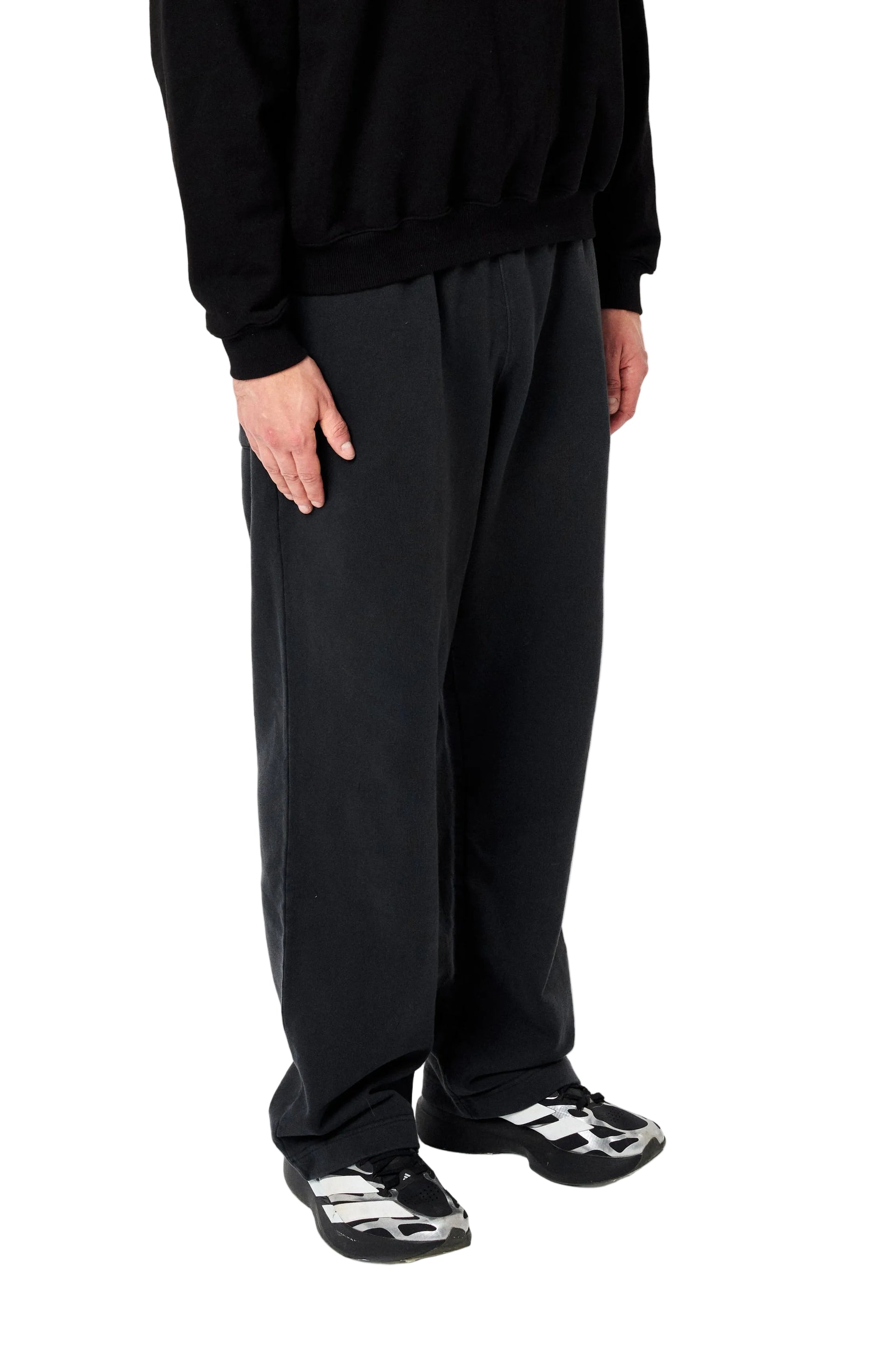 VINTAGE BLACK STRAIGHT RELAXED SWEATPANTS