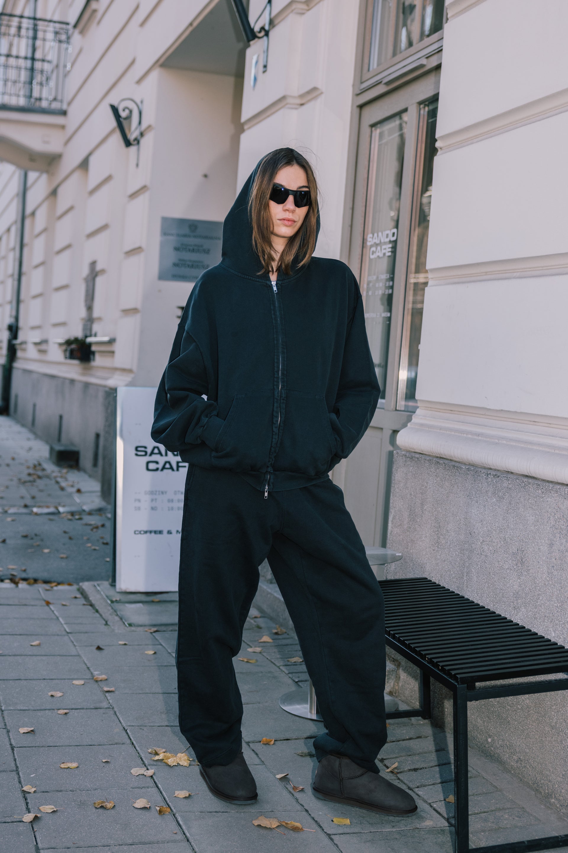 VINTAGE BLACK STRAIGHT RELAXED SWEATPANTS