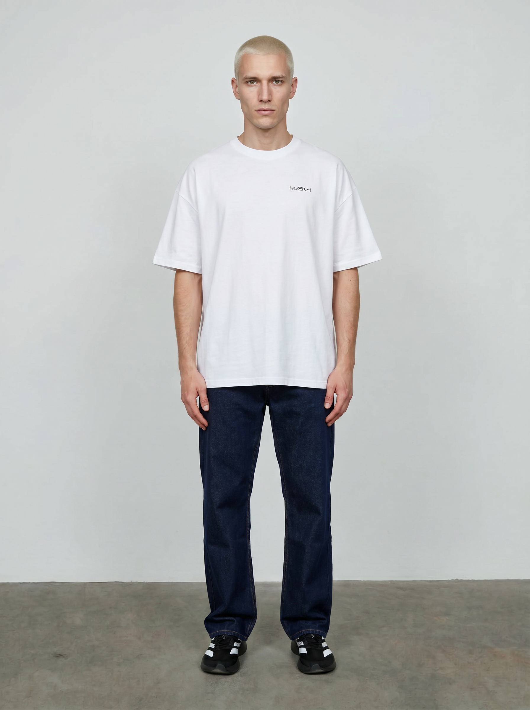 CZARNY LONGSLEEVE OVERSIZE
