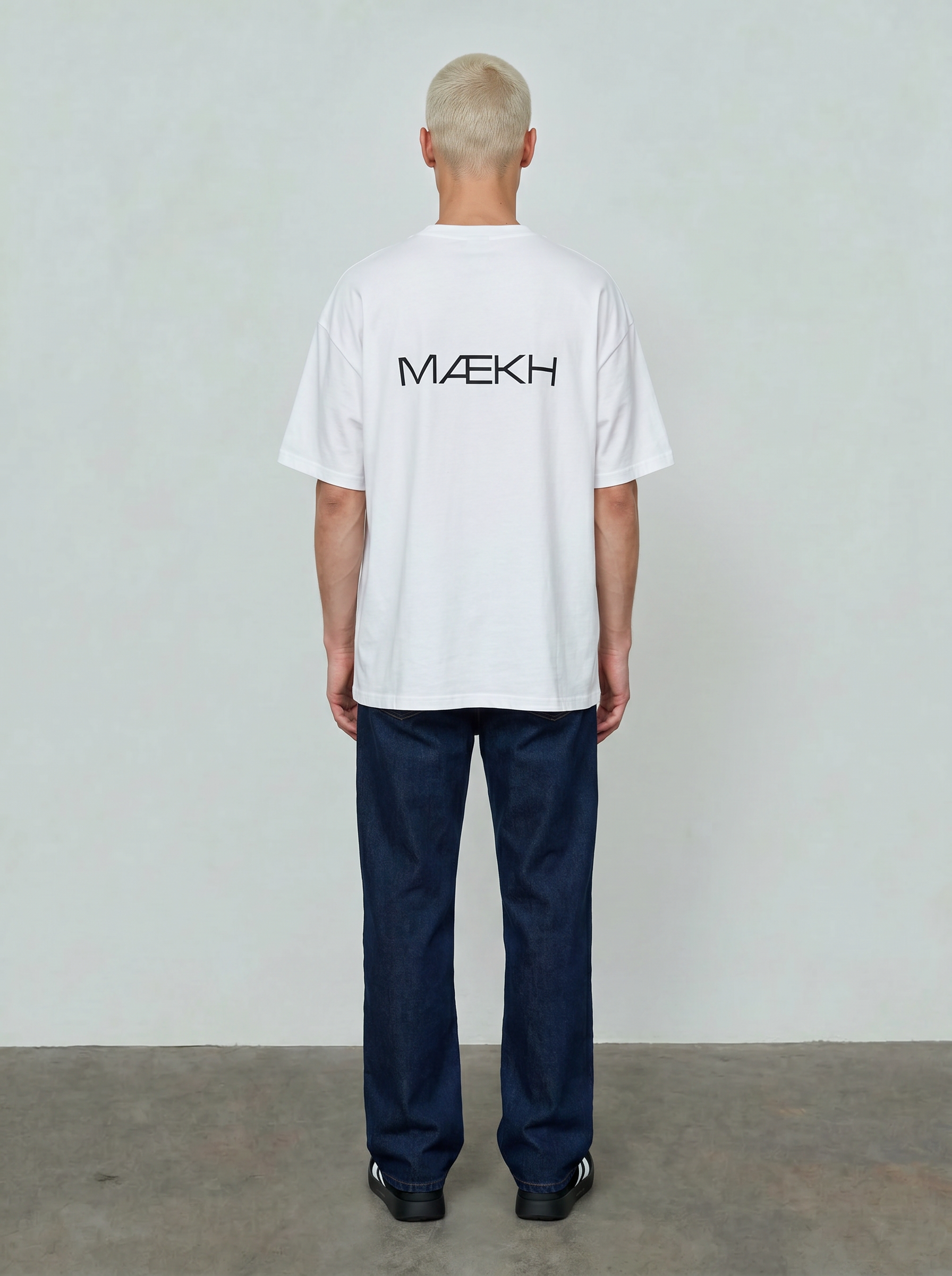 CZARNY LONGSLEEVE OVERSIZE