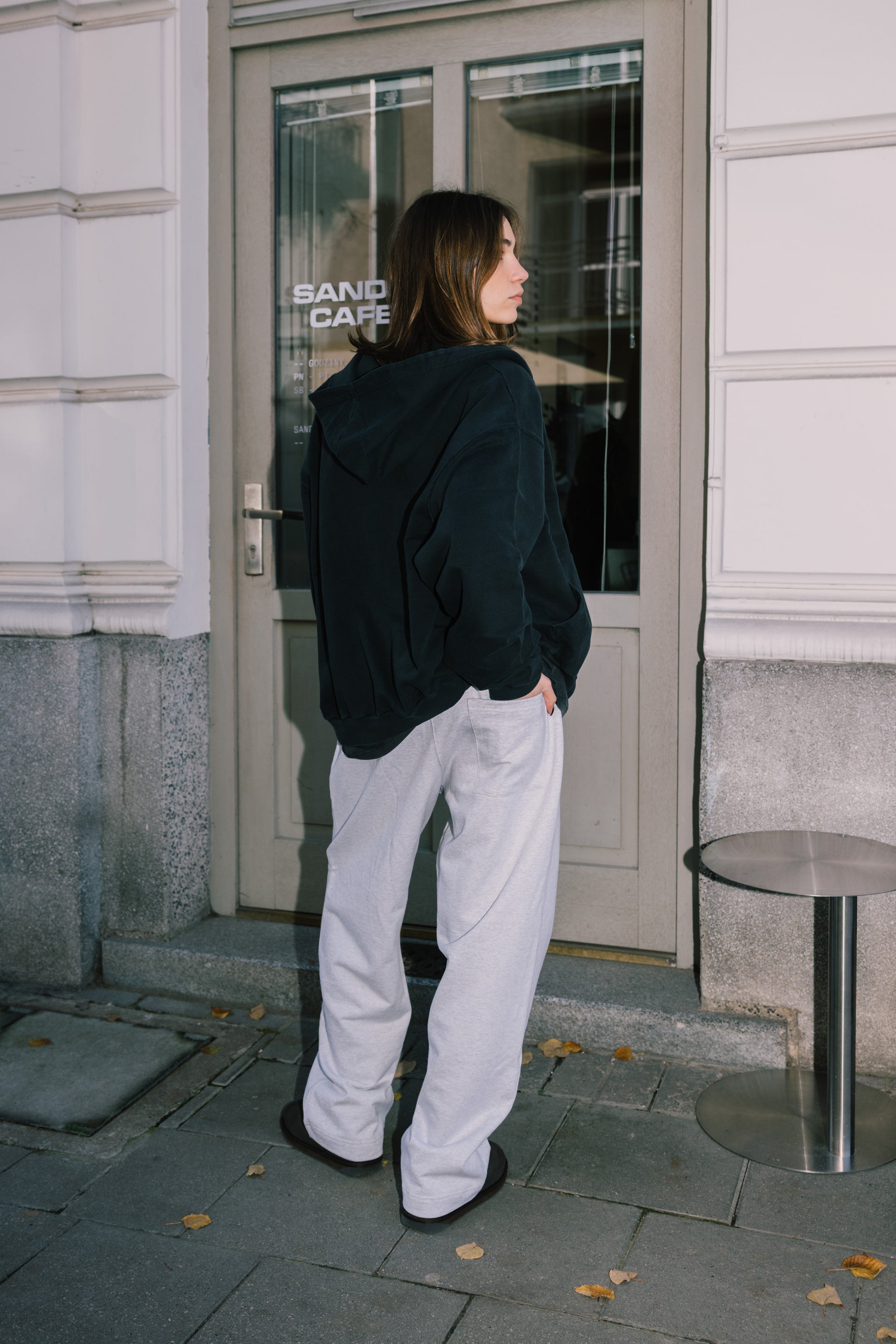 LIGHT GREY STRAIGHT RELAXED SWEATPANTS