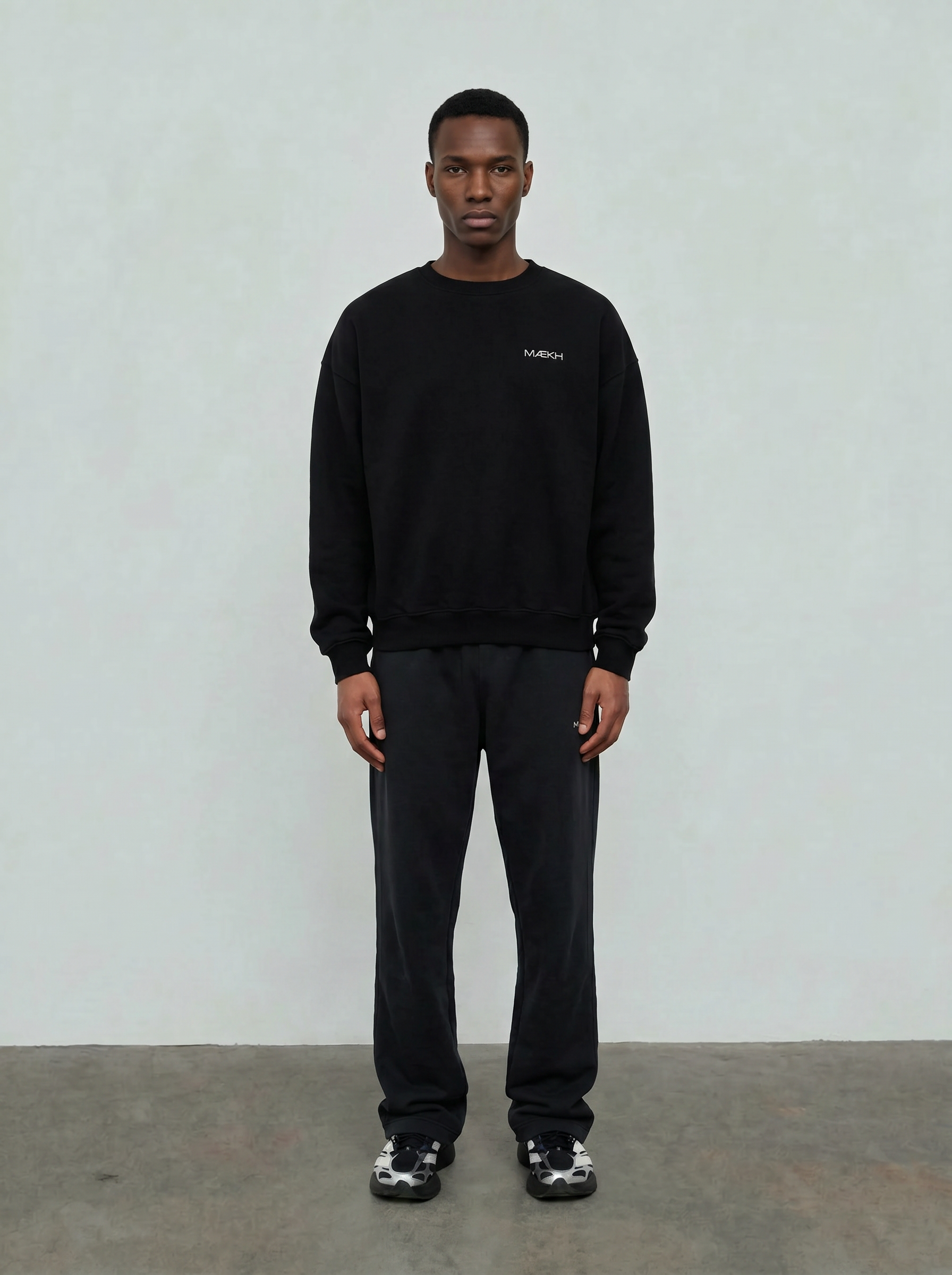 KOBALTOWA BLUZA Z KAPTUREM OVERSIZE