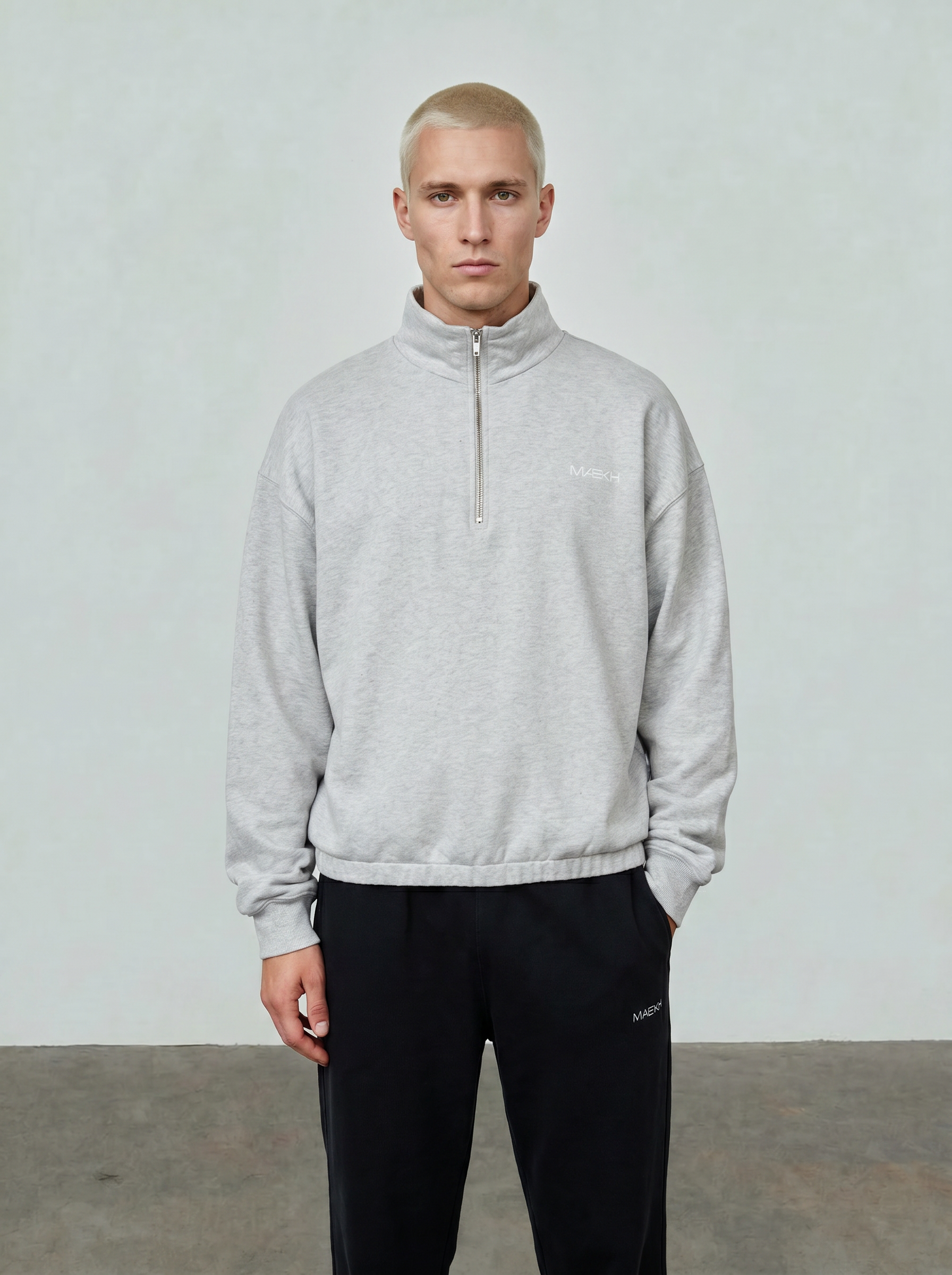 LIGHT GREY OVERSIZED BOXY SWEATER