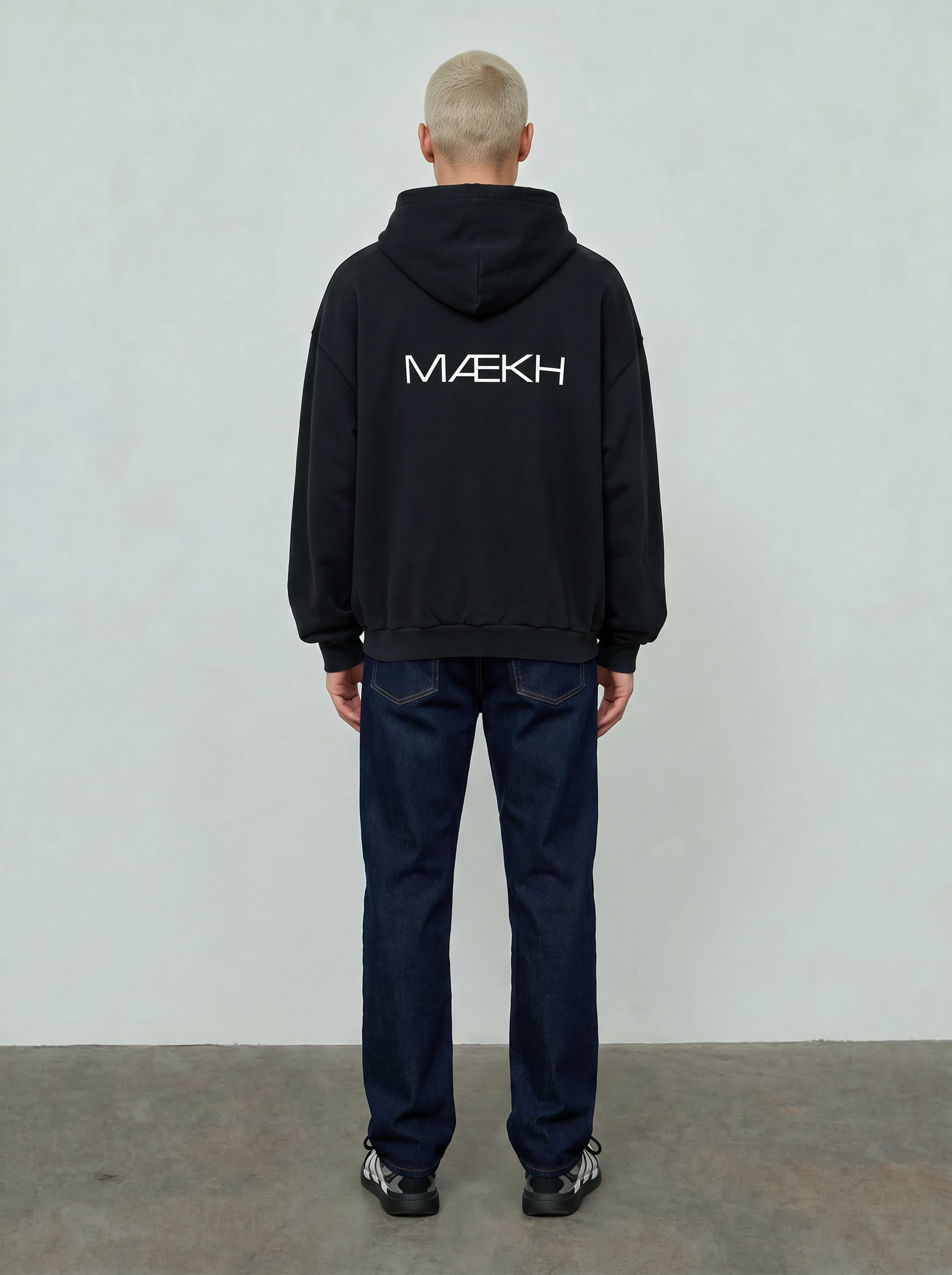 VINTAGE BLACK OVERSIZED ZIPPED HOODIE