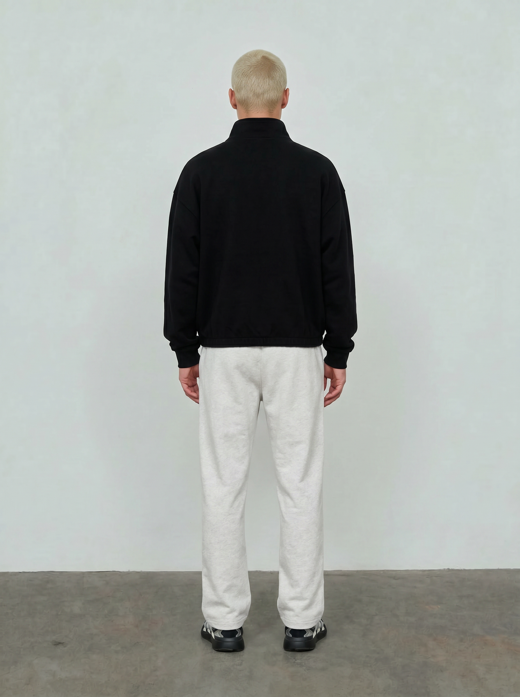 CZARNY LONGSLEEVE OVERSIZE